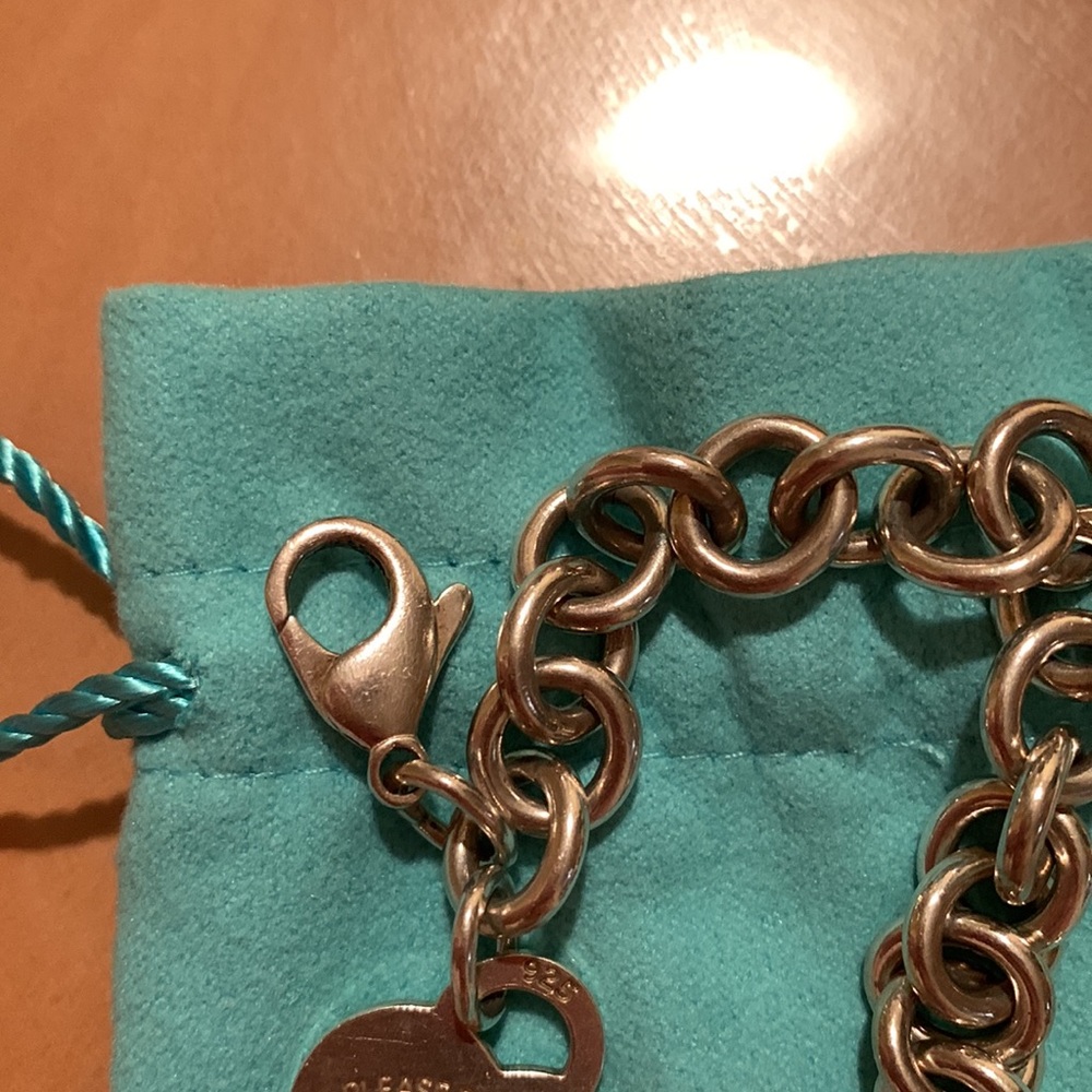 TIFFANY AND CO HEART BRACELET - Picture 8 of 9